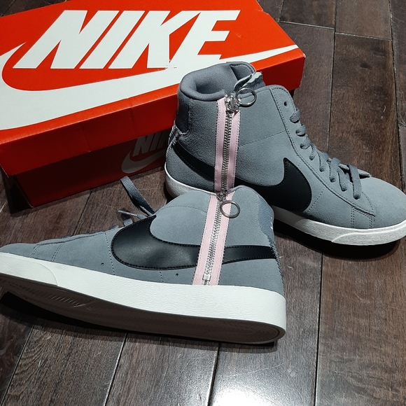 Nike Blazer Mid Rebel Sneaker Cool Grey White 9.5 - Picture 2 of 7